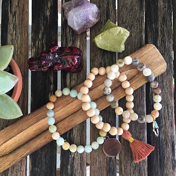 bonnes vibrations pour la vente par Wanderlust & Zeal