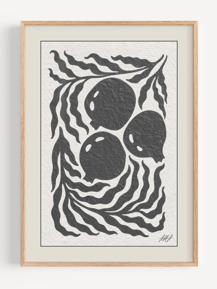 Impression d'art botanique graphique, Nature morte de grenade en noir et crème I147-70 pour la vente par Peardrop Prints