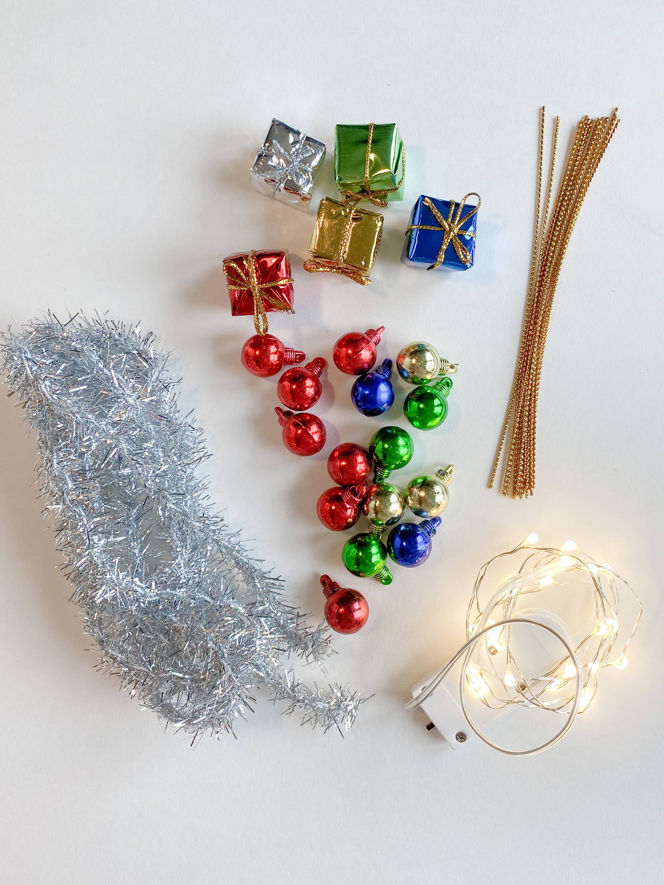 The Plant Supply - Wholesale Christmas Decoration - Plant Decoration Kit With Working Christmas Lights2