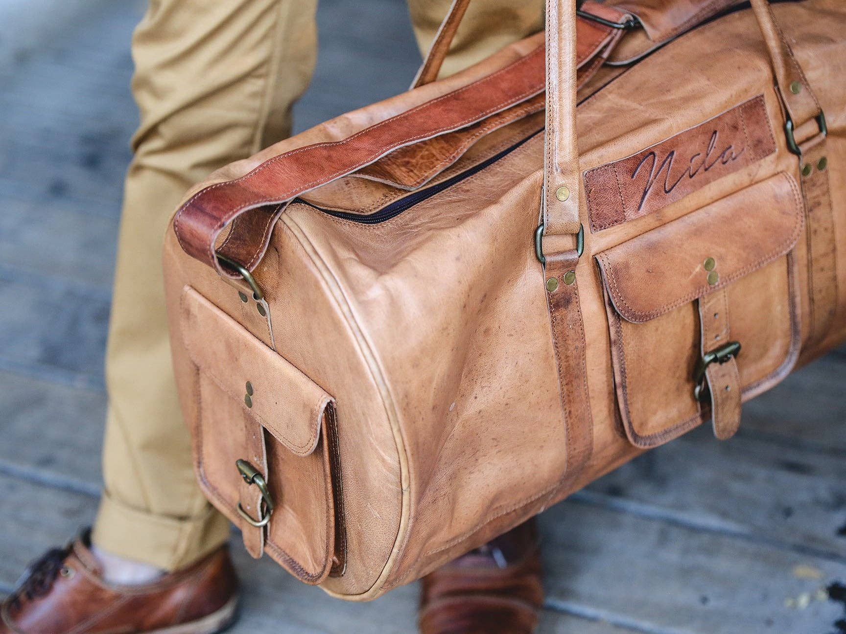 Bronceado Nila Vintage Weekender de venta al por mayor en Faire5