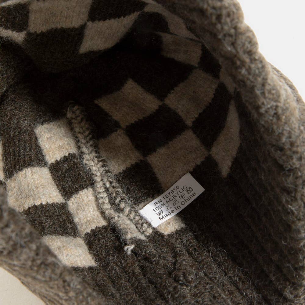 Collections by Fame Accessories – Großhandel Beanie – Damen – Karierte Bommelmütze3