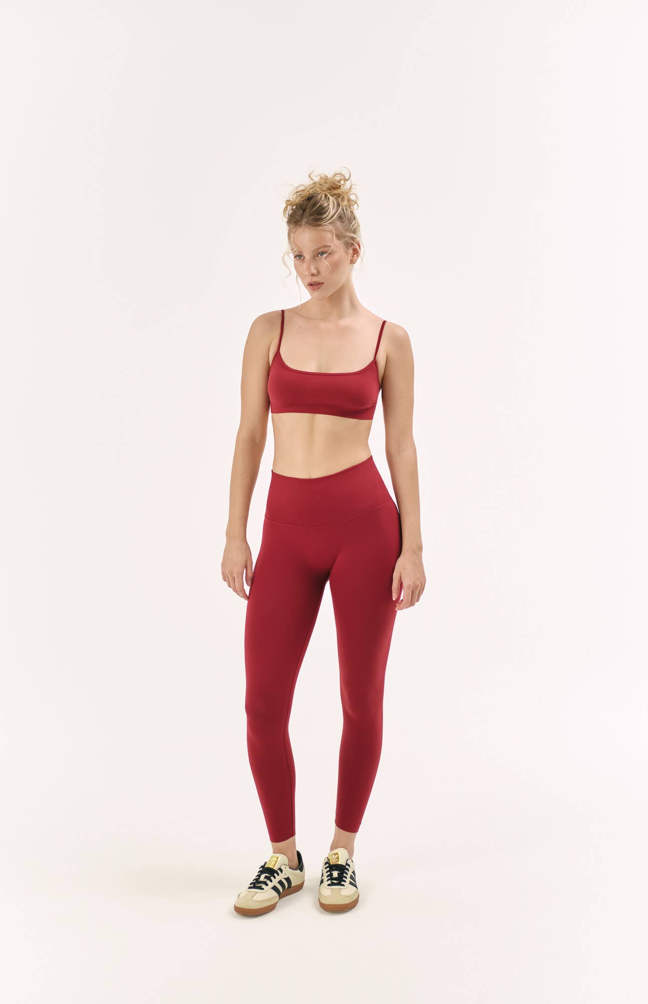 SIAWEAR - Wholesale Fashion Leggings - Women's - Push Up Leggings 200 den. ROYAL RUBY  Yoga Pilates  🇮🇹1