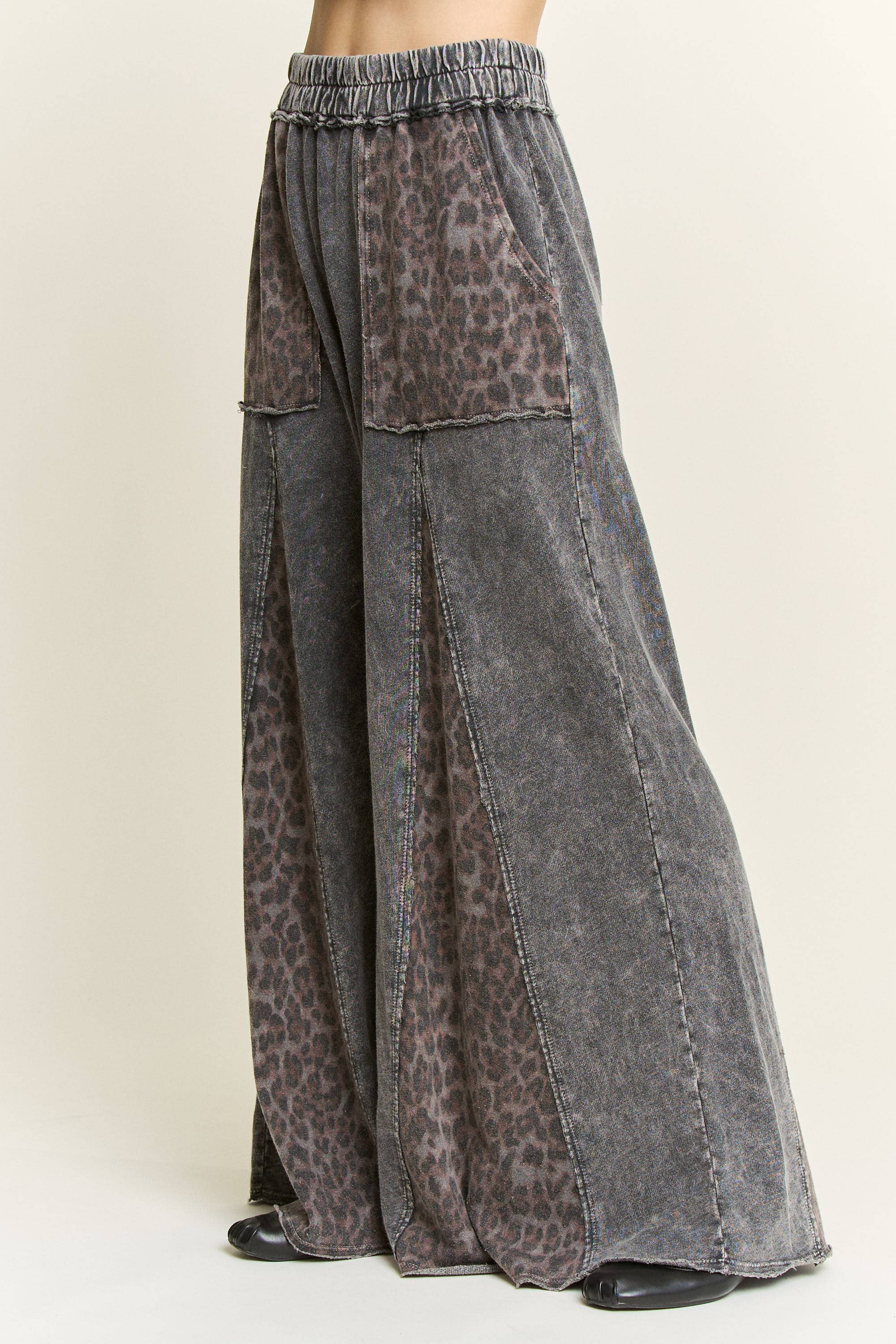 J.Her - Wholesale Pants - Women's - Mineral Washed Leopard Animal Print Flare Pants HP5783P10