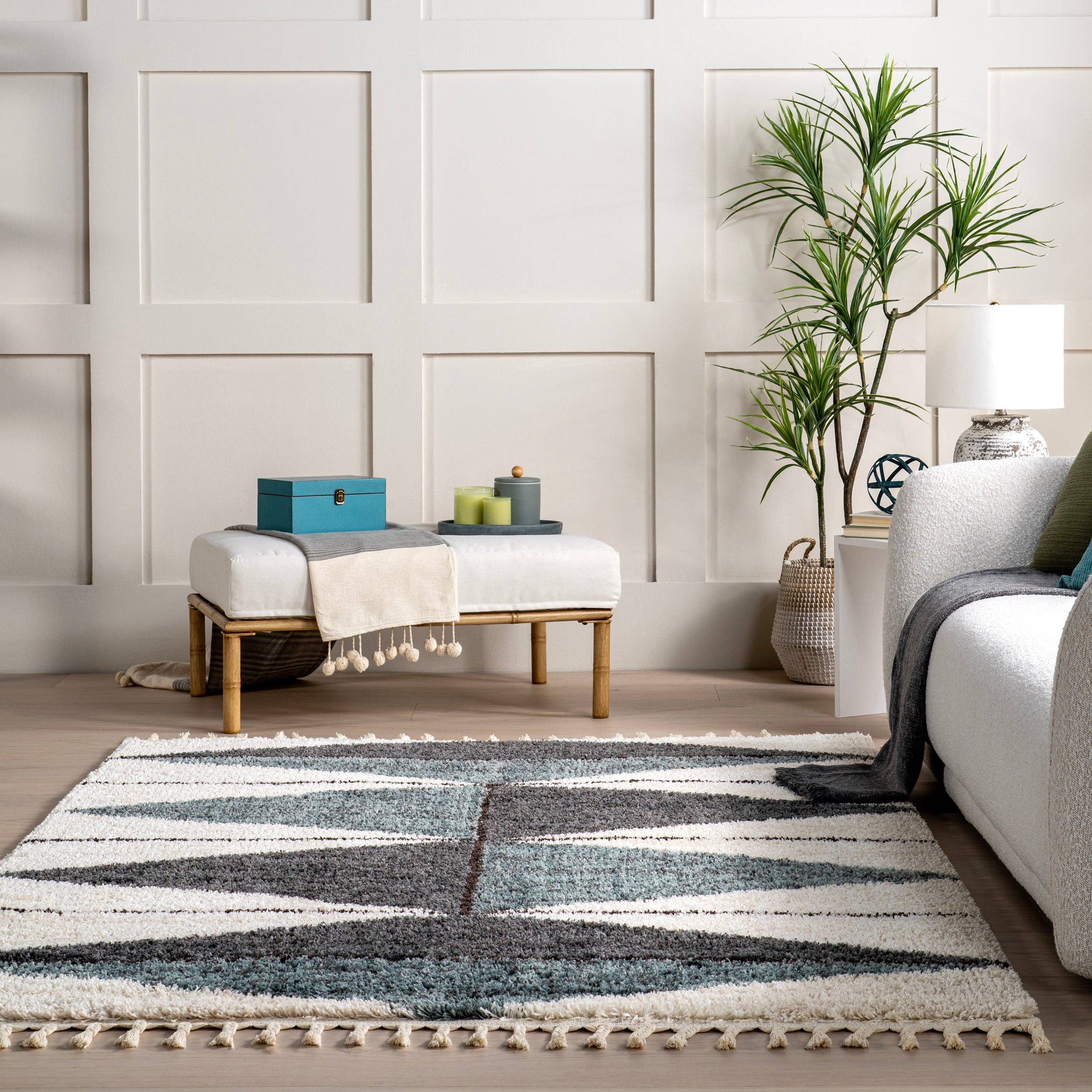 Rust Kali Shaggy Diamond Tassel Area Rug for wholesale on Faire38