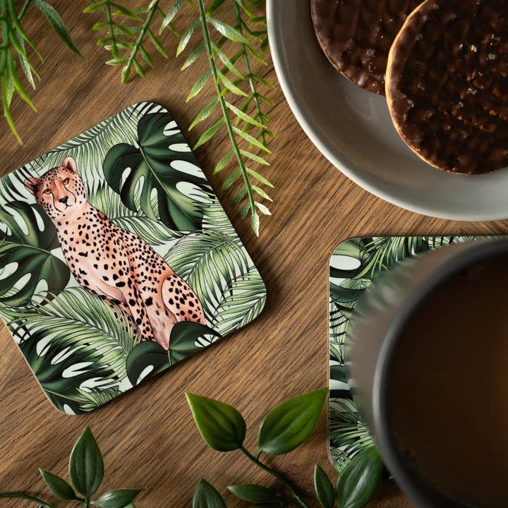 Montagnes russes Cheetah et Feuilles pour la vente par Hayley Jade Design Studio