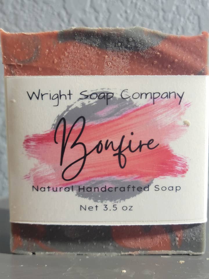 Bonfire Hamp Øl Sæbe - Håndlavet Sæbe for engroshandel hos Wright Soap Company