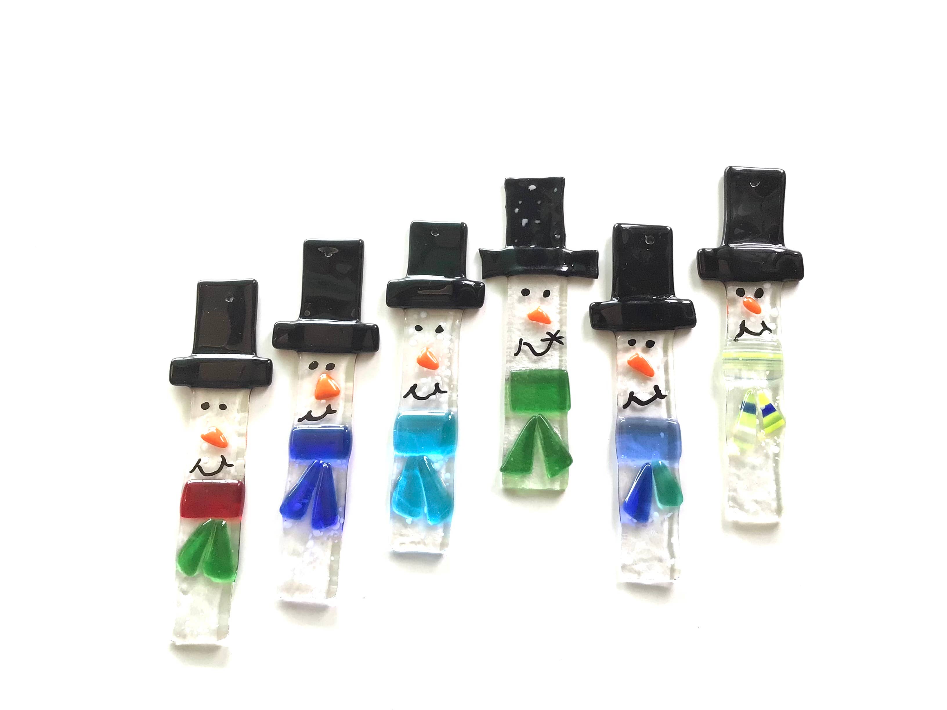 Disponível em branco ou transparente com cores variadas para lenços. Enfeites de bonecos para venda a revendedores na Faire3