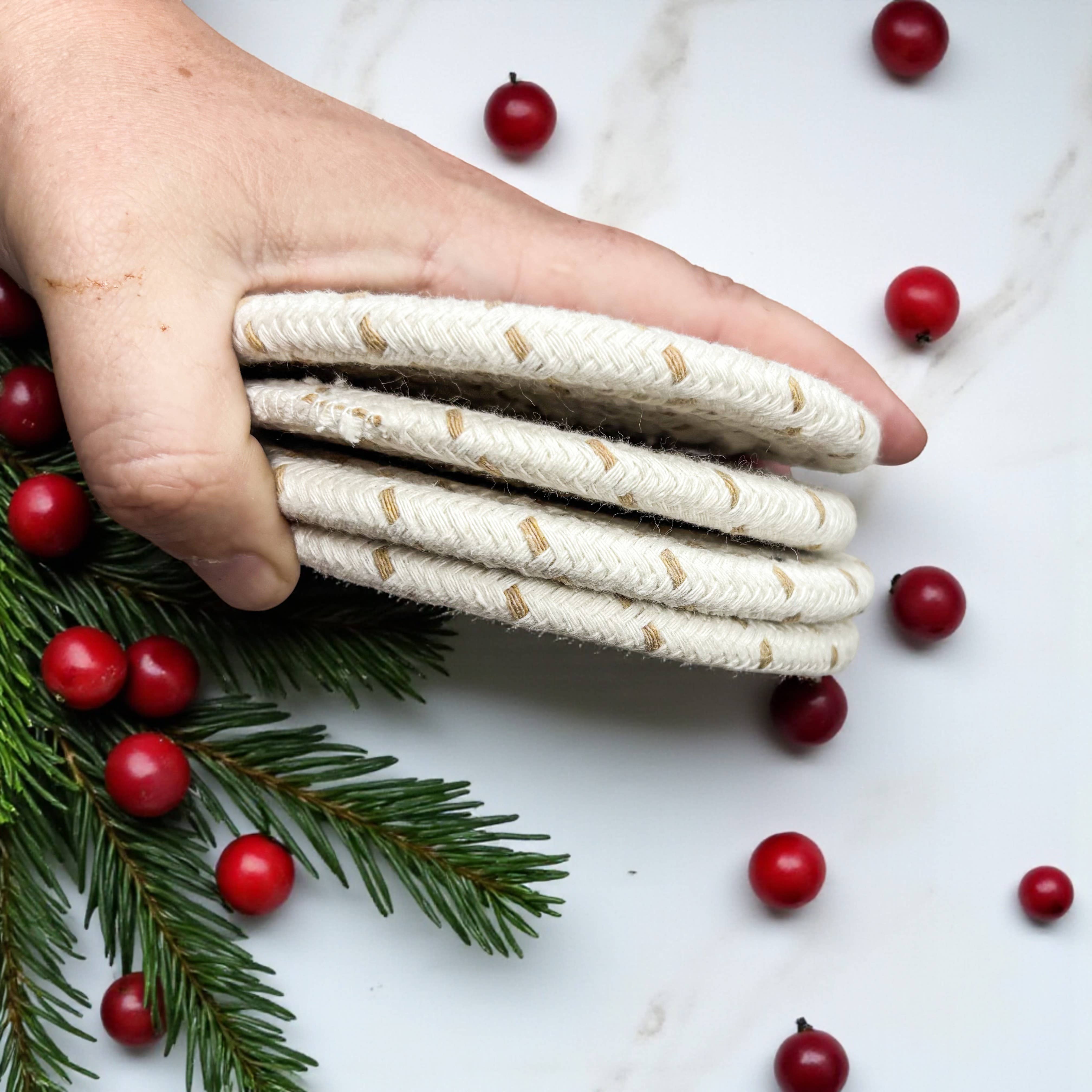 Gia Roma - Wholesale Coasters - Christmas Coasters, Red Candy Cane Braided Cotton Fabric Set84