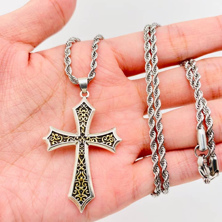 Collar con colgante en forma de cruz para hombre - MJ para venta al por mayor de Mio Queena