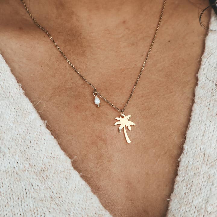 Bali Soul – wholesale Pendant/charm necklace – Coconut Tree with Pearl Gold Necklace by Bali Soul1