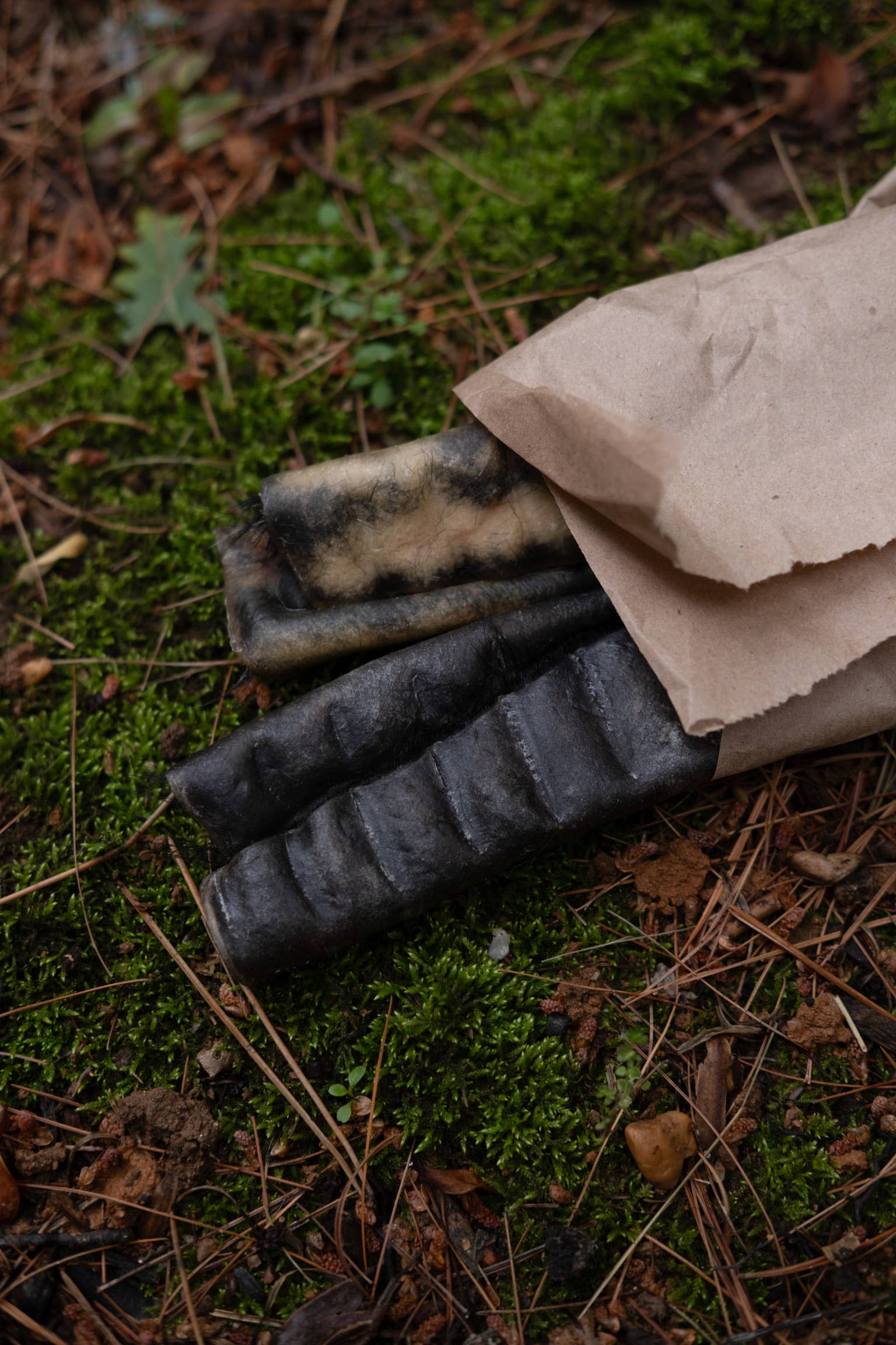 Litto Howler - Wholesale Pet Treats - Dog - Grass-Fed Beef Rawhide Roll (Fur-On) | 12 Inches 5