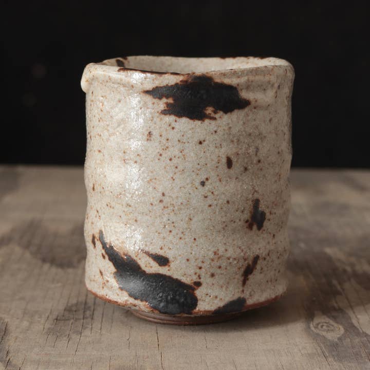Matt Fishman Pottery - Wholesale Coffee/tea cup - Wild Clay Hourglass Teacup Granite Glaze6
