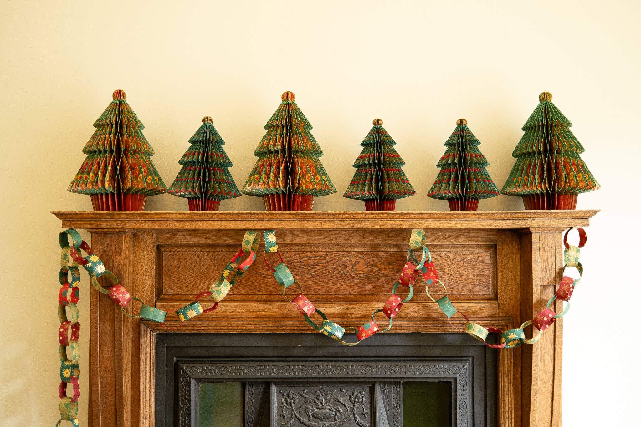 East End Press - Wholesale Christmas Decoration - Fir Tree Honeycomb12