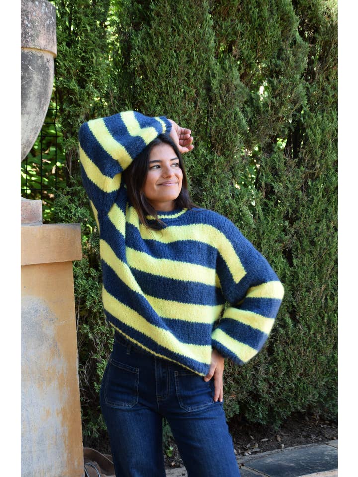 MindTraveler - Wholesale Knit Sweater - Women's - Aura Yellow and Navy Jersey5