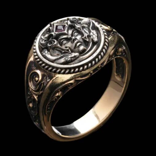 Medusa Signet Ring for wholesale by Coppertist.wu