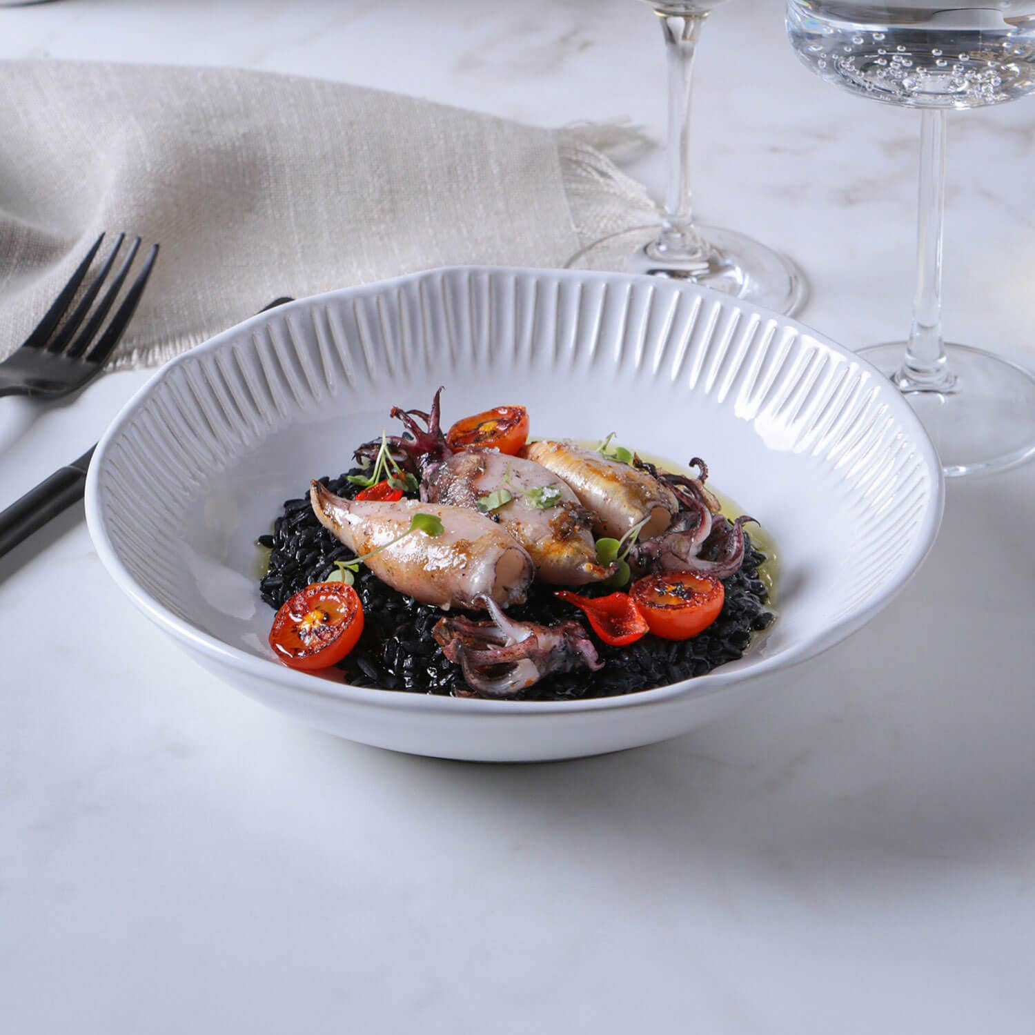 Porto Brasil - Wholesale Salad Plate - Linhas Bio Stoneware New White Salad Bowl, 28 Oz1