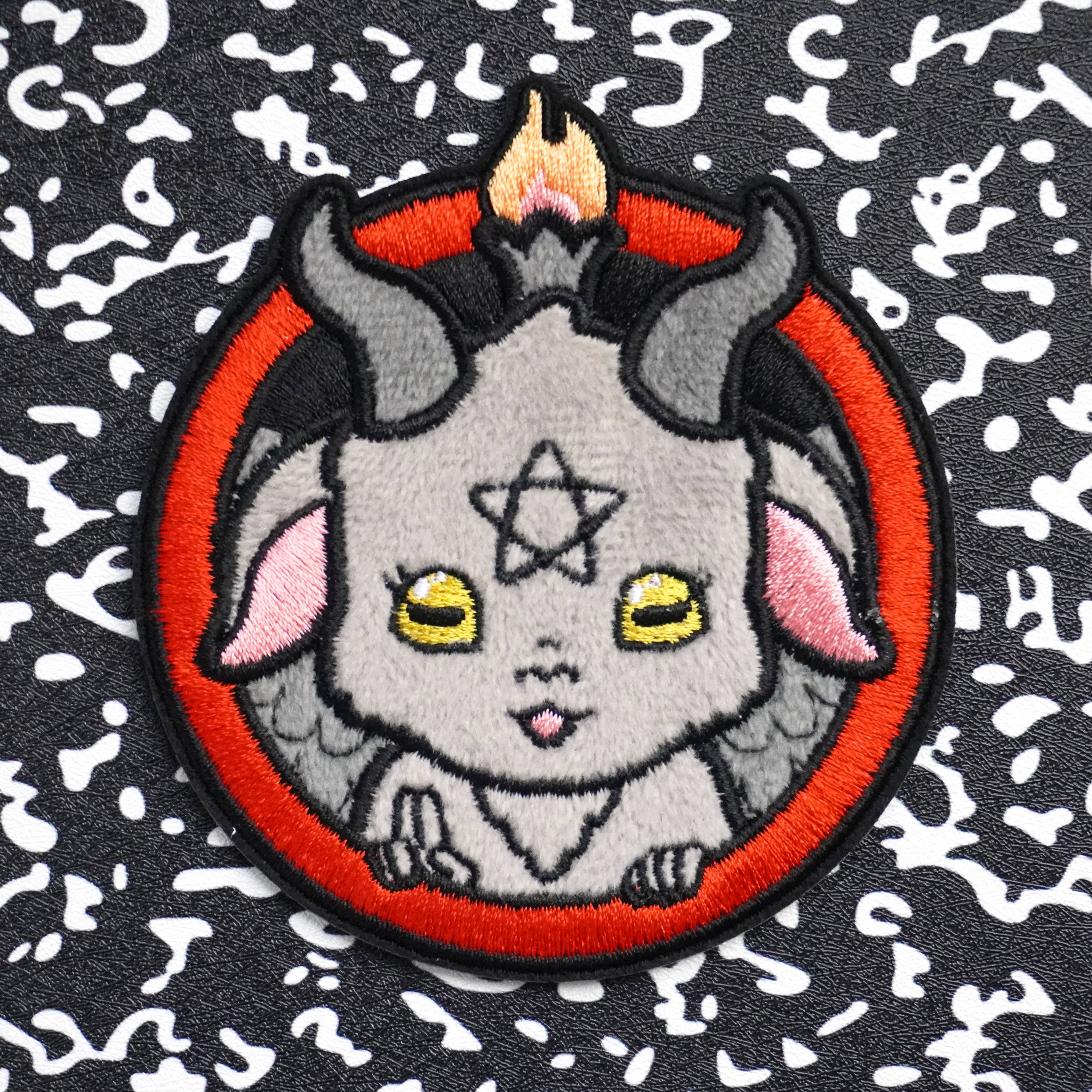 LuxCups Creative – Emblema por atacado – Patch Baphomet3