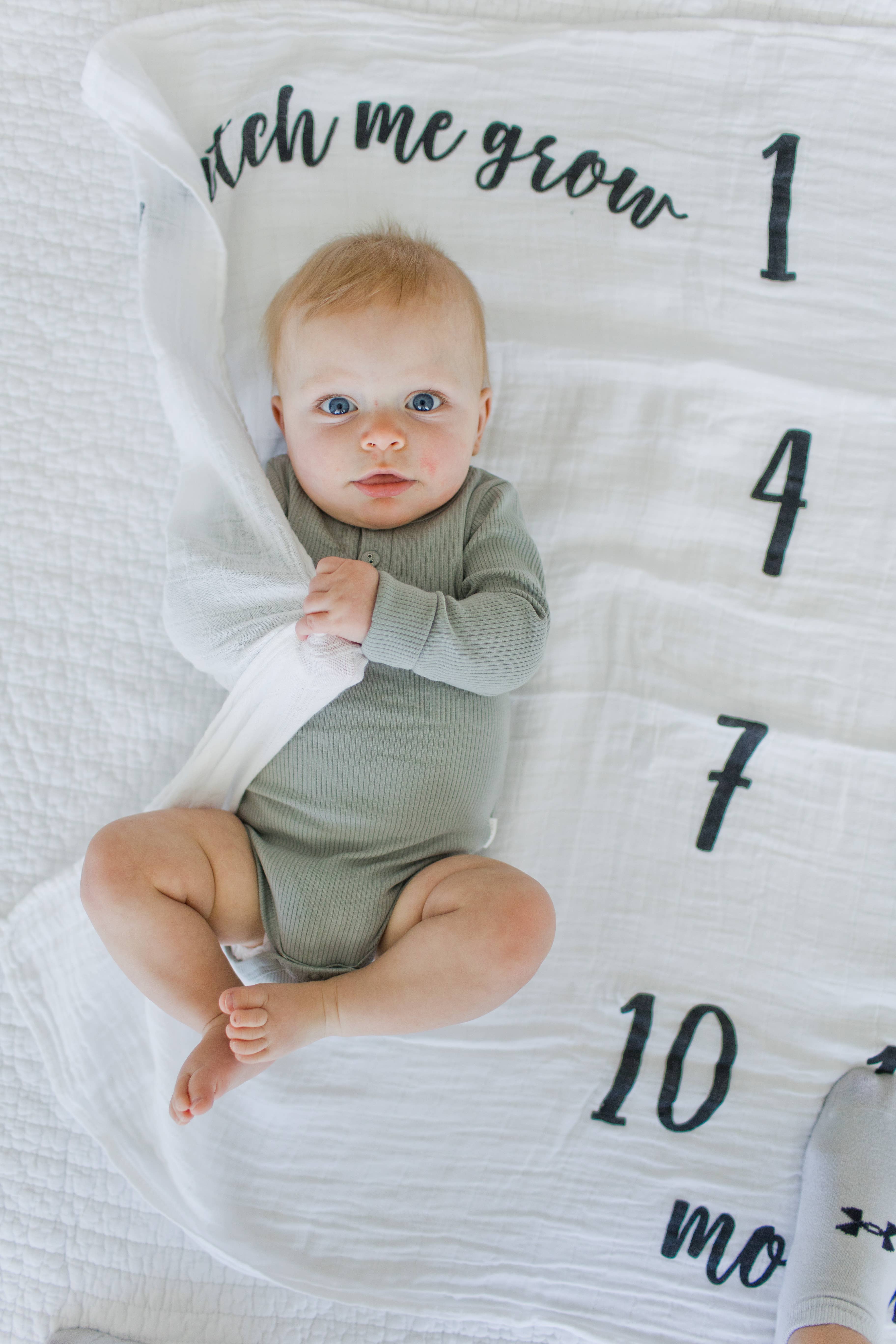 Kate & Milo - Wholesale Milestone Blanket - Kids & Baby - Baby Monthly Milestone Blanket, Photo Prop3