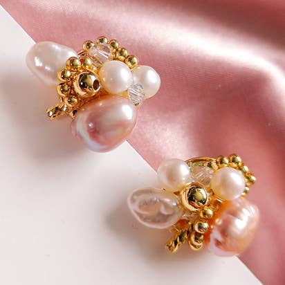 Sérénité D'Or - Boucles D'Oreilles Baroques En Perles Et Or pour la vente par Pompon La Tulipe