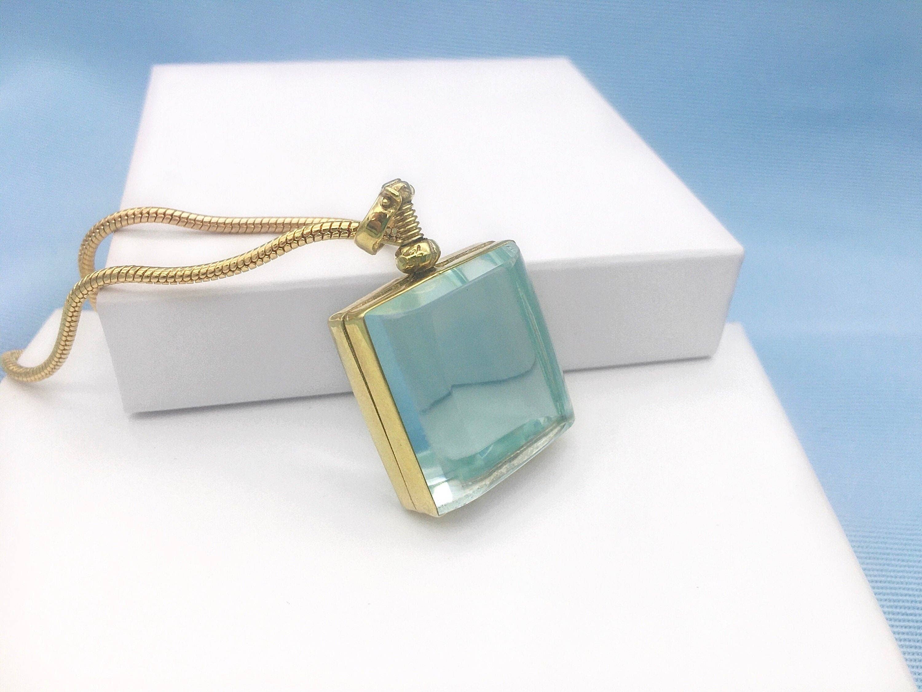 Mon Bijoux – wholesale Locket necklace – Locket Shapes in 18 Ct Gold Vermeil4