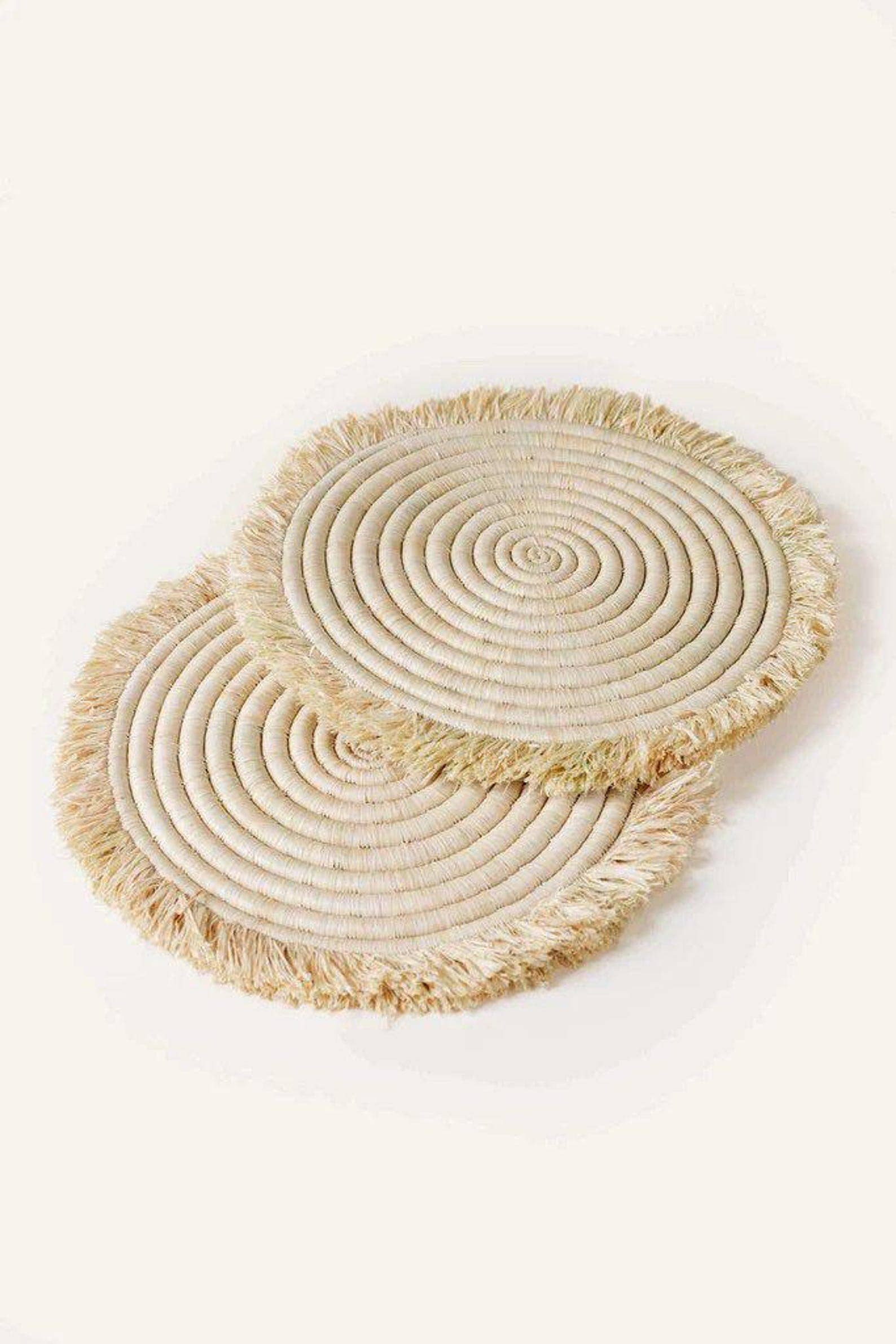HandHappiness – wholesale Placemat –  Round  Raffia Placemat Handmade Placemats4