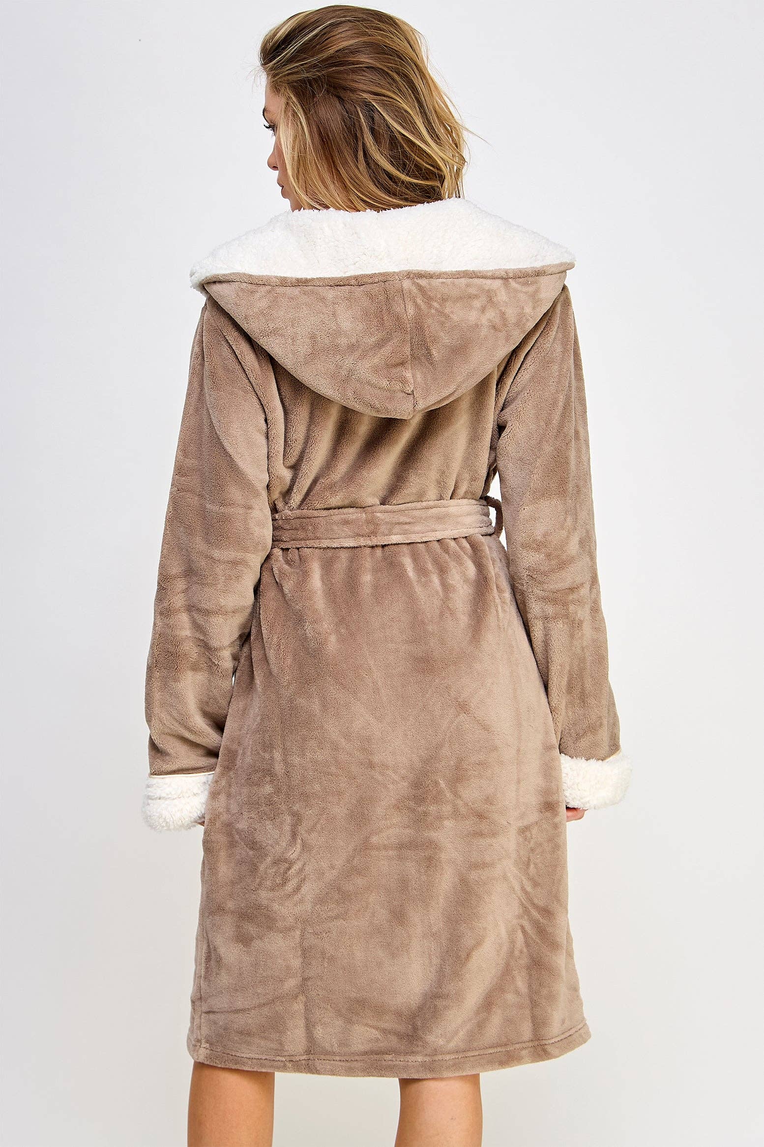 Ljusbrun/Vit 2482 Sydney Robe för wholesale på Faire3