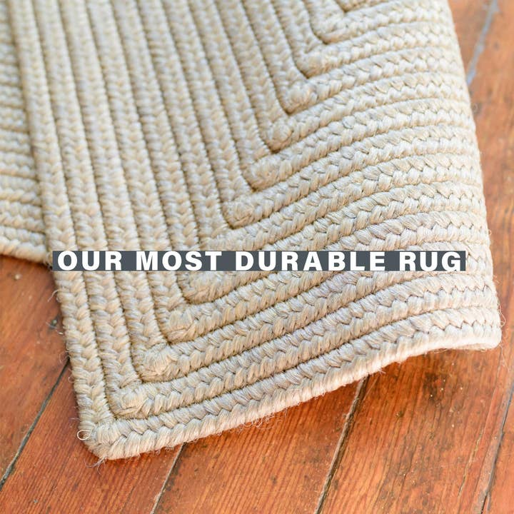 Homespice Decor – Großhandel Teppichvorleger – Biscuit Tan geflochtene Teppiche für drinnen & draußen, wasserdicht1