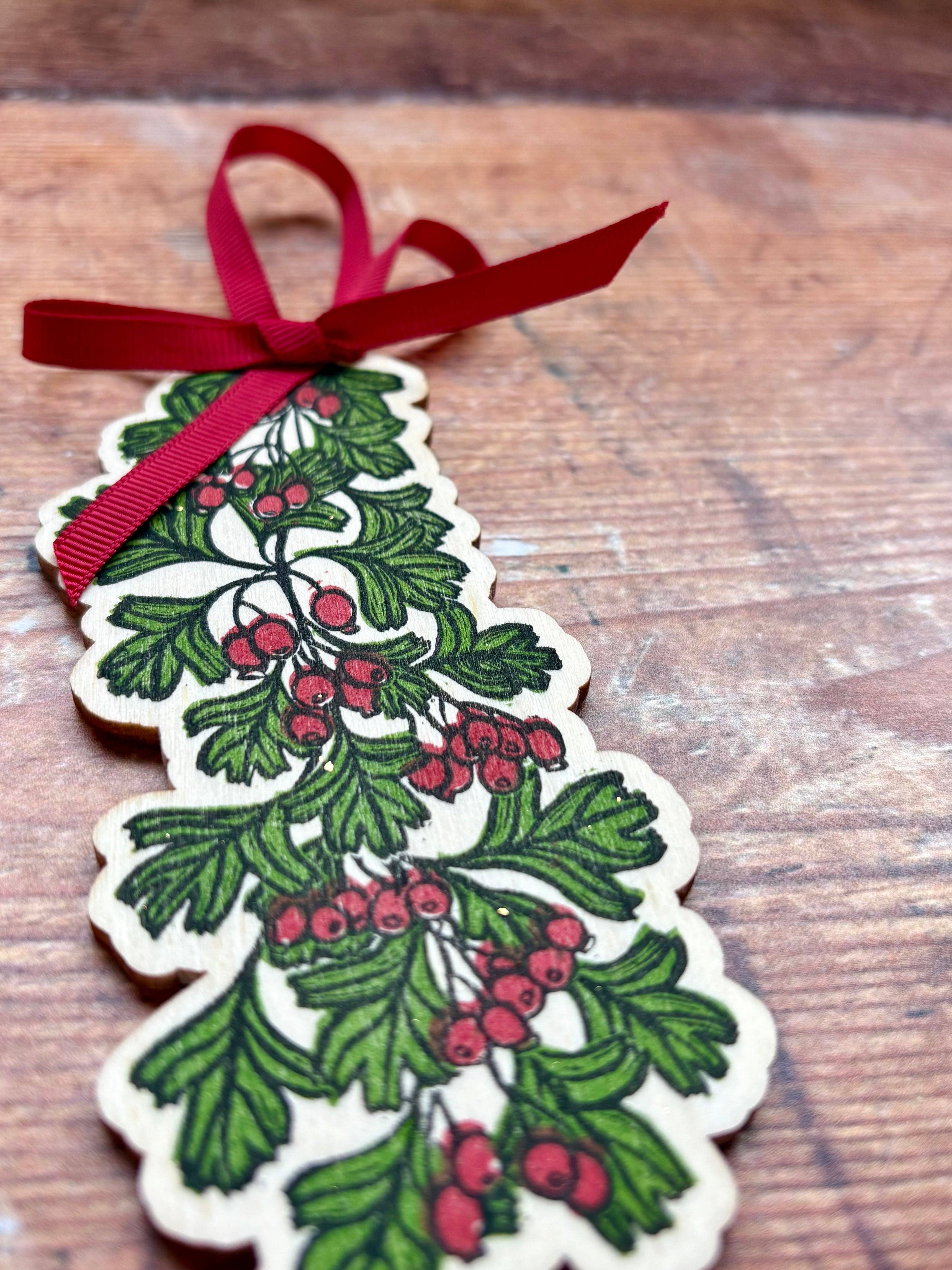 Beth Lewis Art - Wholesale Ornament - Wooden Tree Decorations23