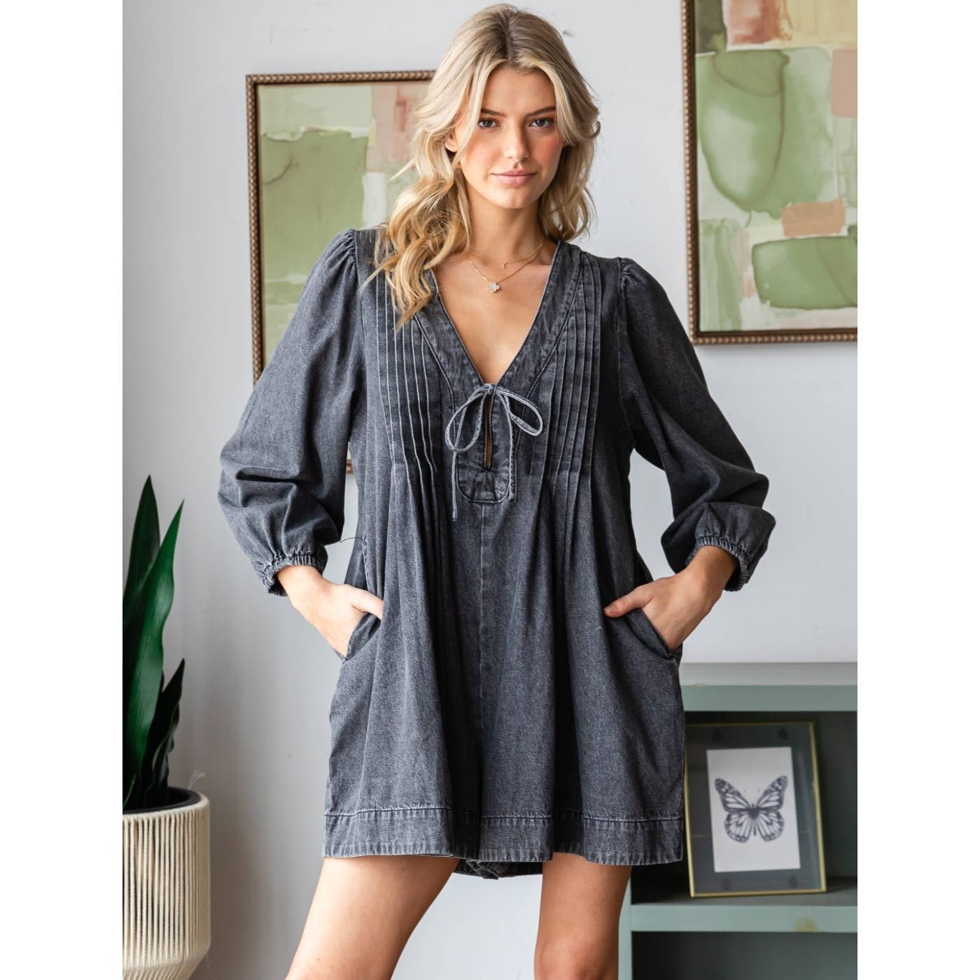 Veveret - Wholesale Romper - Women's - V-neck Puff Sleeve Denim Romper1