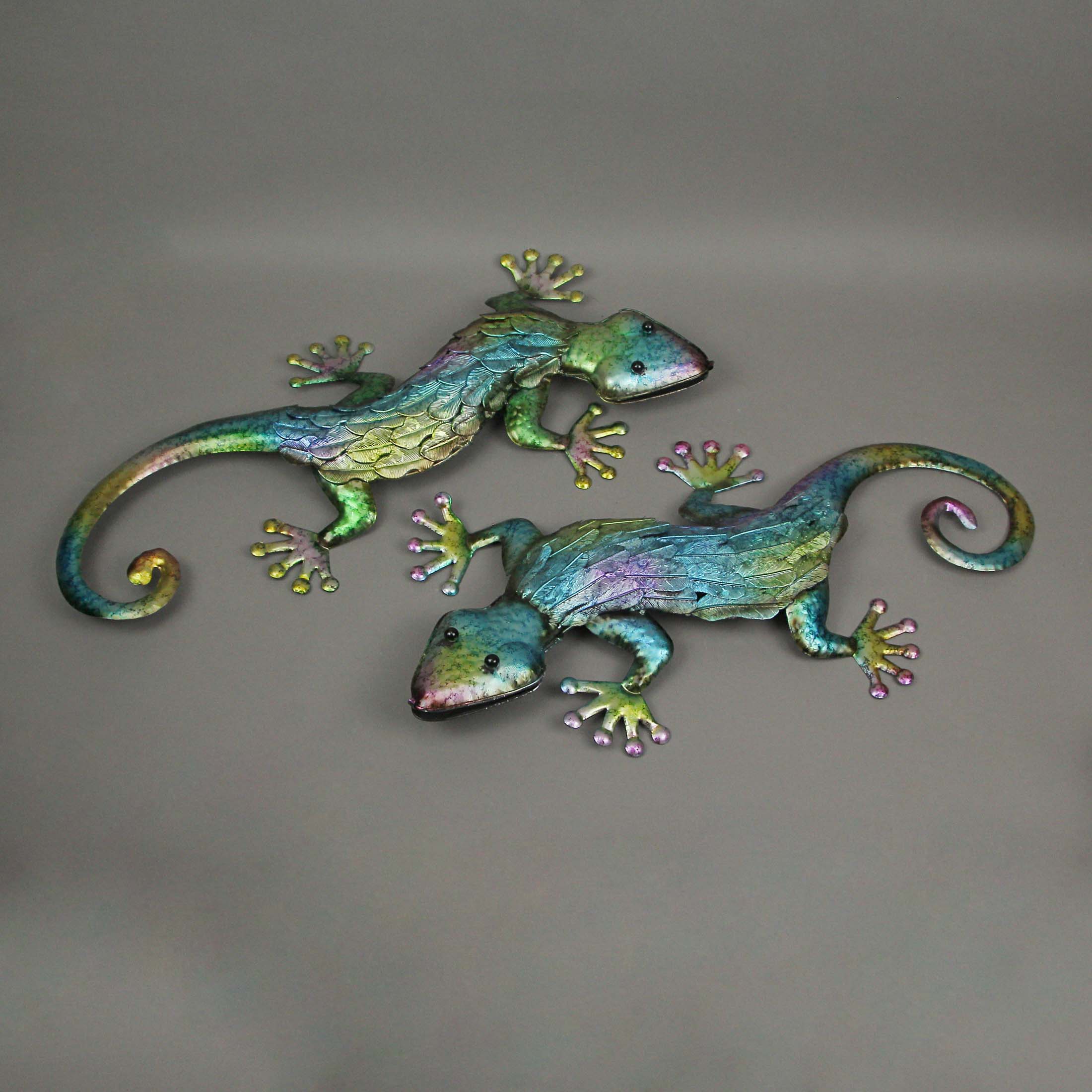 Zeckos – wholesale Wall Accent – Set/2 Multicolor Stamped Metal Gecko Lizard Wall Sculptures1