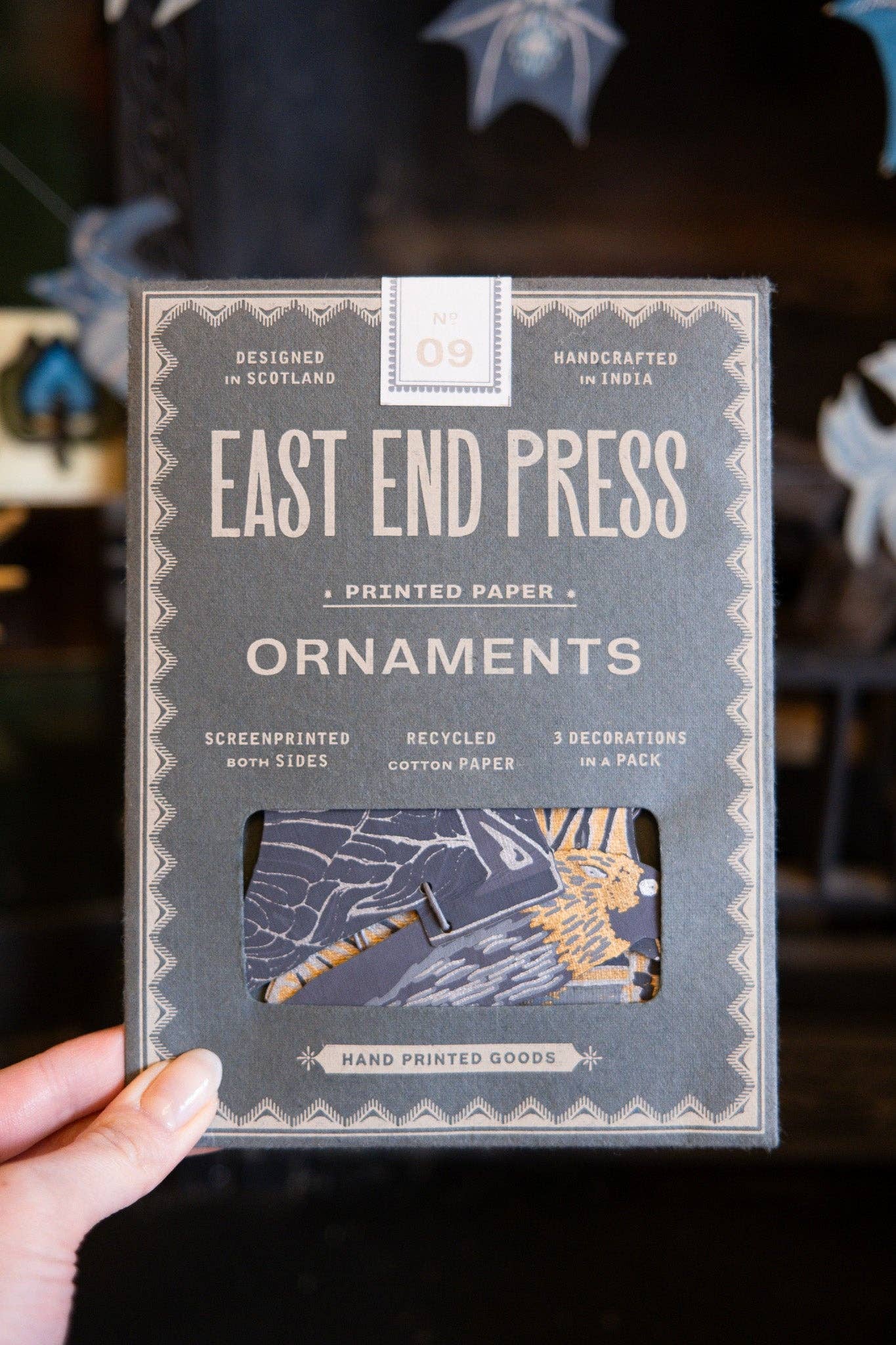 East End Press - Vendita all'ingrosso Set di decorazioni  - Ornamenti di carta per pipistrelli1