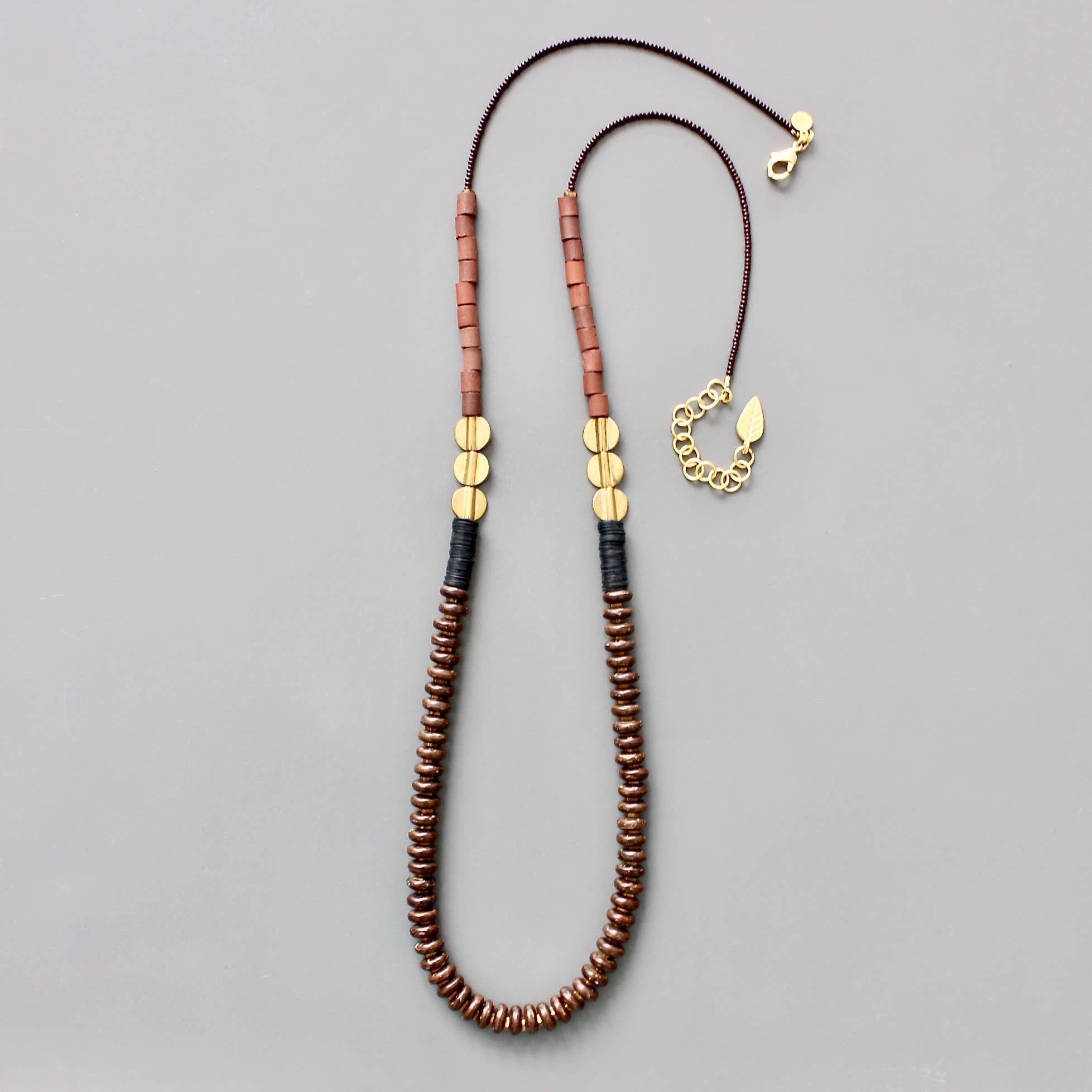 David Aubrey Jewelry - Wholesale Beaded/Pearl Necklace - CHR134 Long beaded wood and glass necklace0
