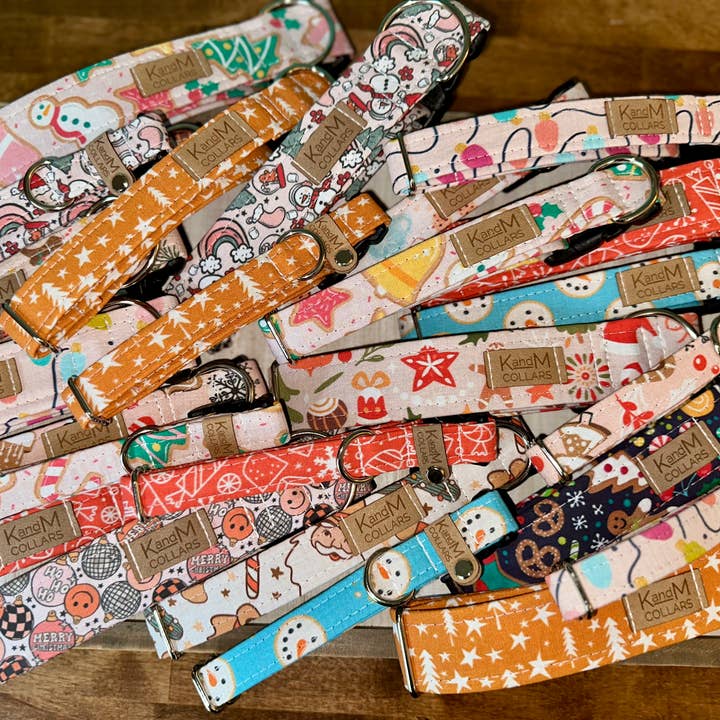 K and M Collars, LLC - Wholesale Pet Collar - Dog - Pink Christmas Lights Dog Collar, Bright, Colorful