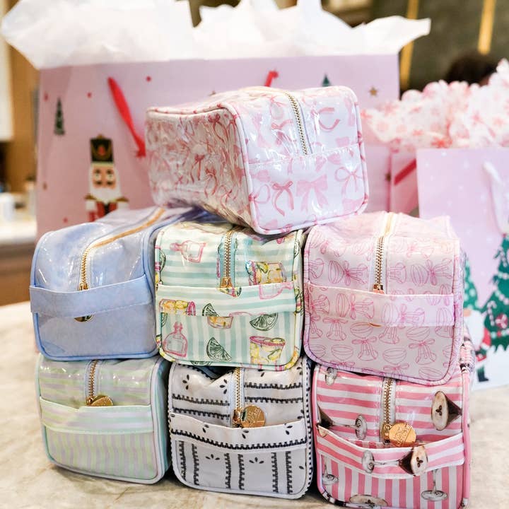 KENZKUSTOMZ - Wholesale Toiletry Bag - Women's - Clear Coat Toiletry Dopp Kit8