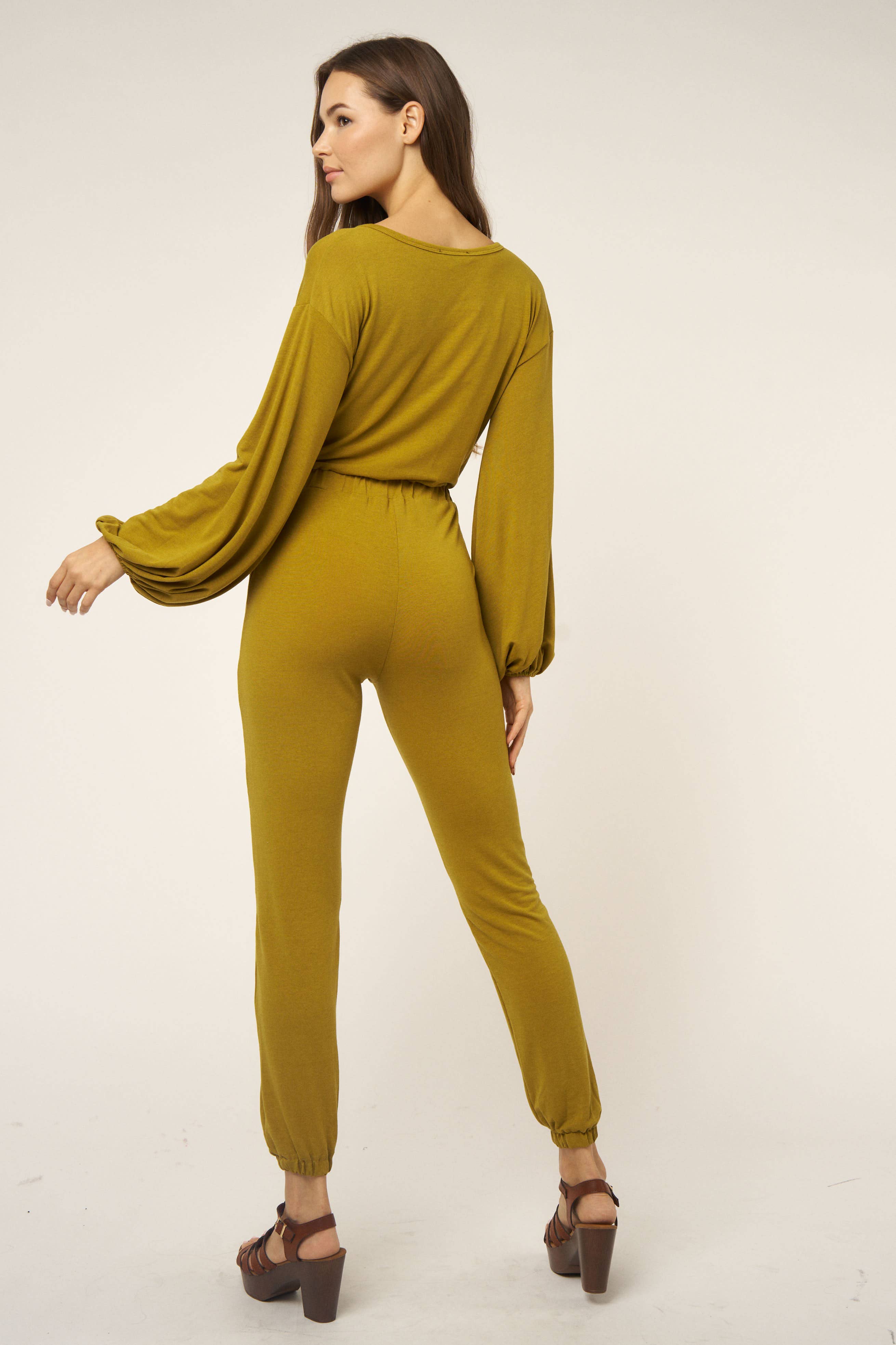 Hers & Mine – wholesale Set med topp och byxa – Dam – LINNE SMOCKED RYNKAD FRÄMRE RÖRET OCH BYXOR SKICKAS18