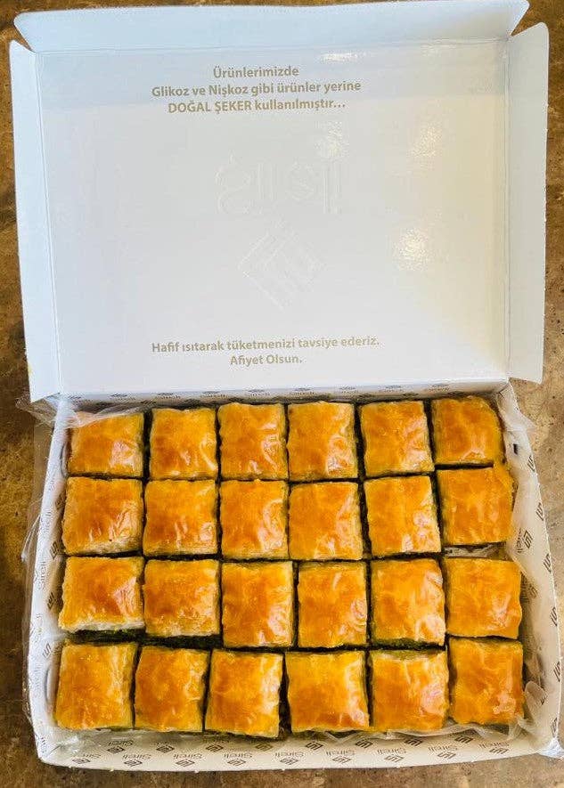 Aladdin – wholesale Biscuit – Sireli | Vegan Antep Pistachio Baklava (1.4 Kg)1