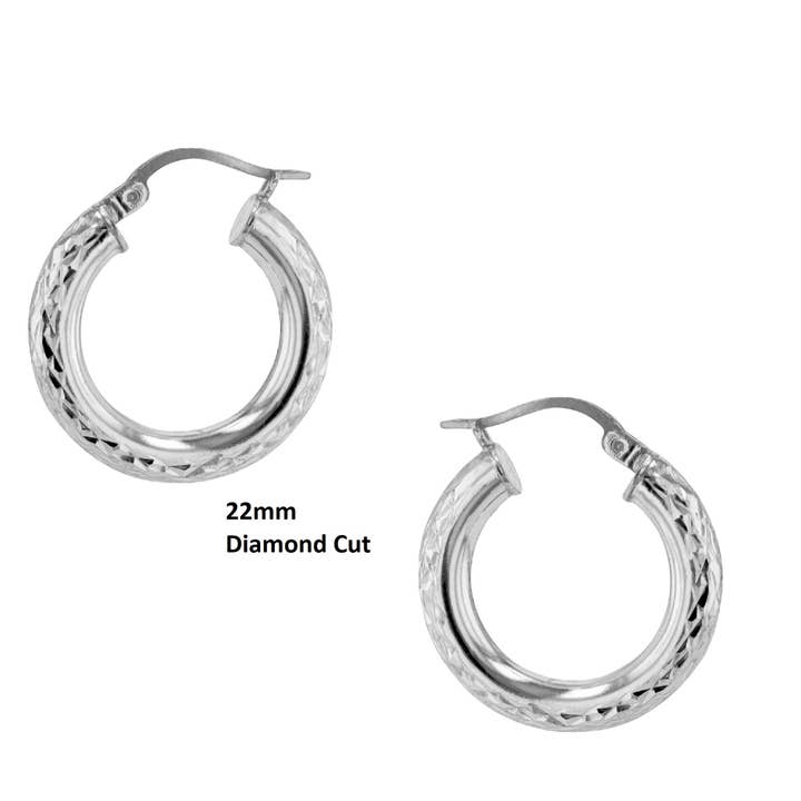 Créoles en forme de tube rond en argent sterling de 4 x 22 mm de diamètre pour la vente par Luxe on Main LLC