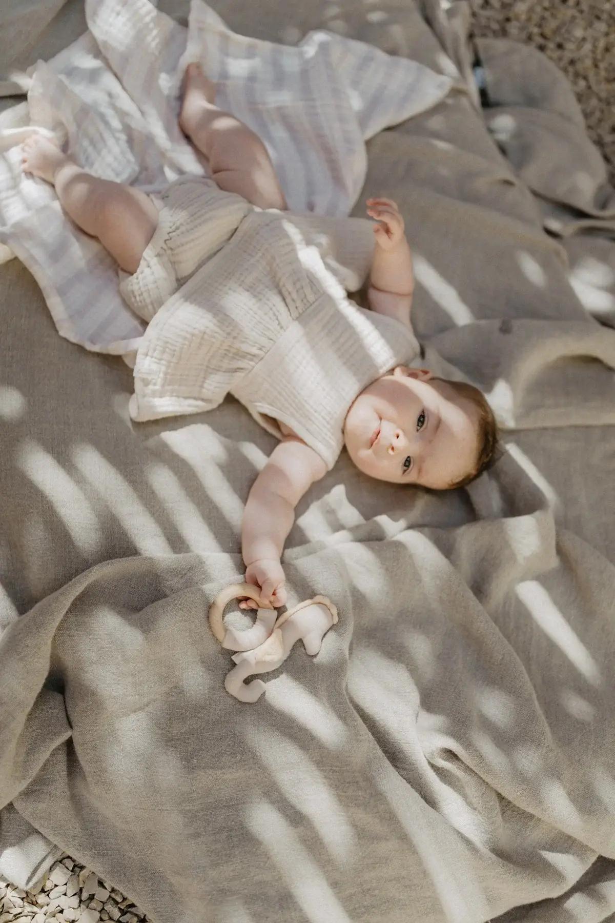 Leevje - Wholesale Handheld Rattle - Baby - Baby Rattle With Wooden Ring 'Seahorse'2