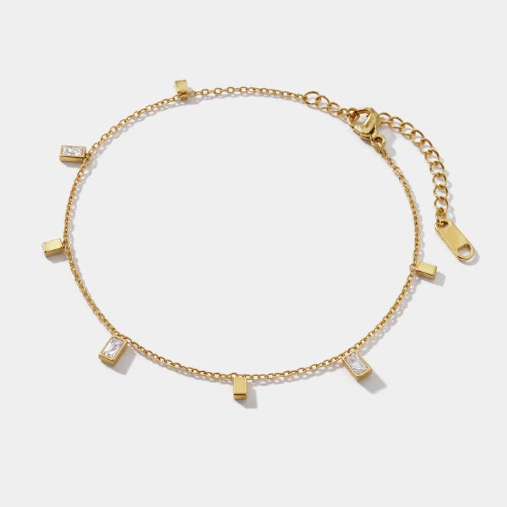 Rectangular charms golden bracelet in stainless steel - SF253B027GL pour la vente par Bizou