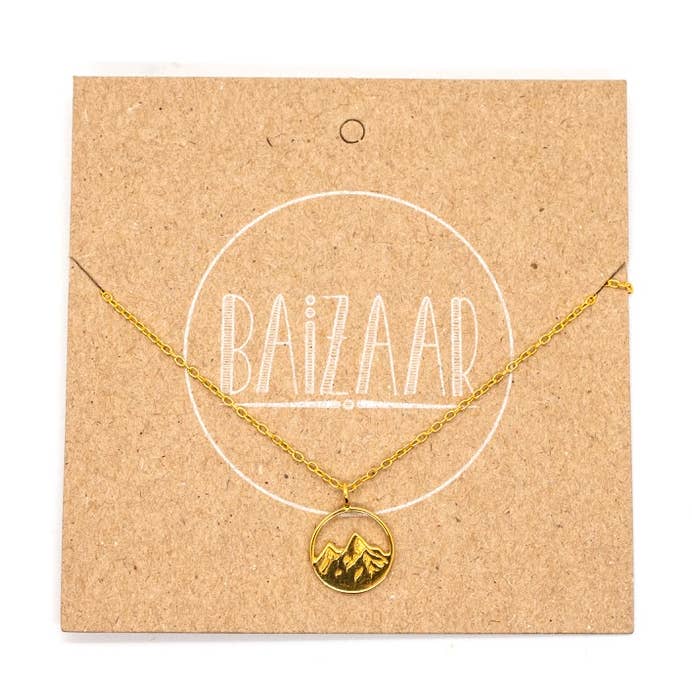 Collier de montagne en argent sterling plaqué or pour la vente par Baizaar