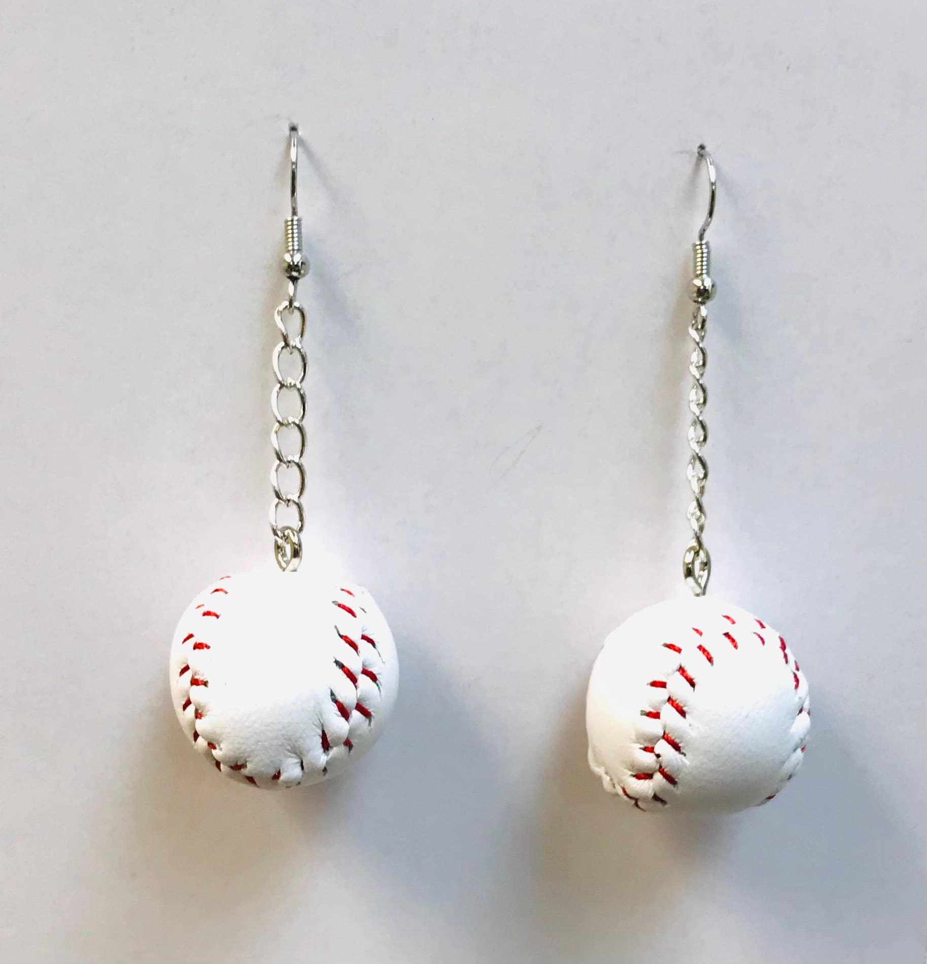 SimpleNGreat - Vente Boucles d'oreilles pendantes - Boucles d'oreilles batte baseball softball2