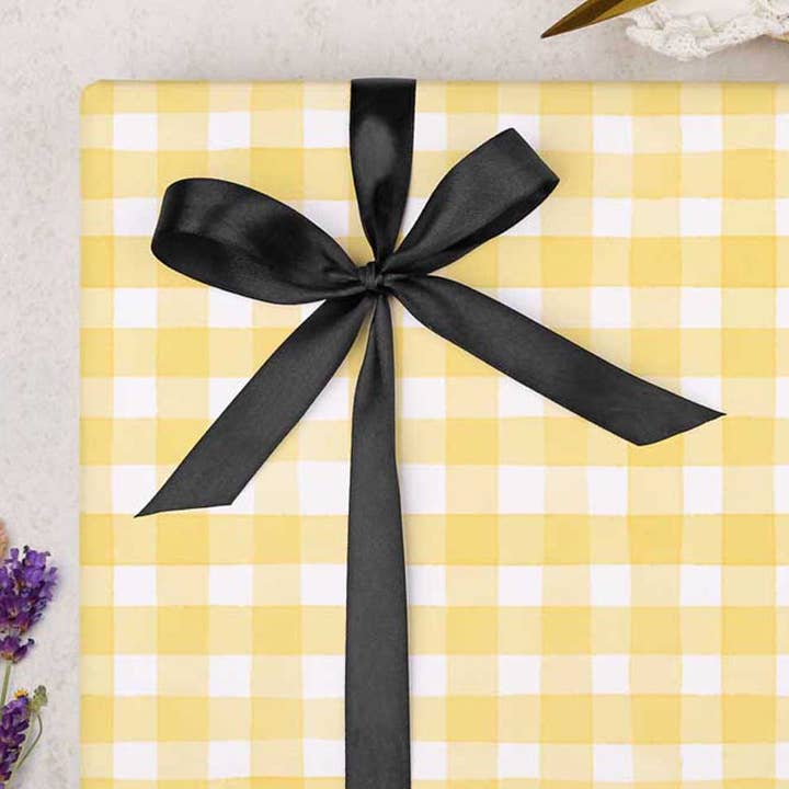 Carta da regalo | Foglio di carta da regalo a quadretti gialli per la vendita all'ingrosso da parte di Making Meadows Ltd