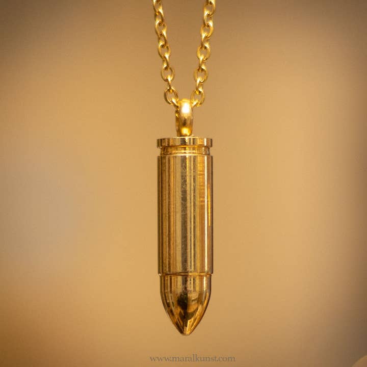 Collier en acier plaqué or avec pendentif Bullet pour la vente par Maral Kunst