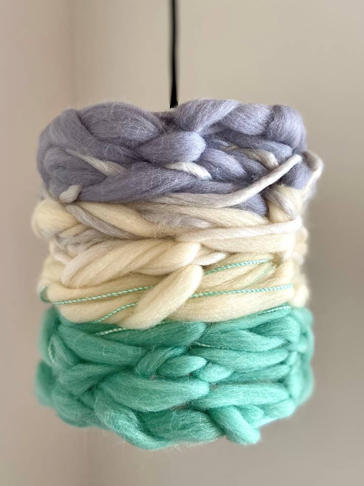 Woven ceiling lamp for wholesale by LILOU