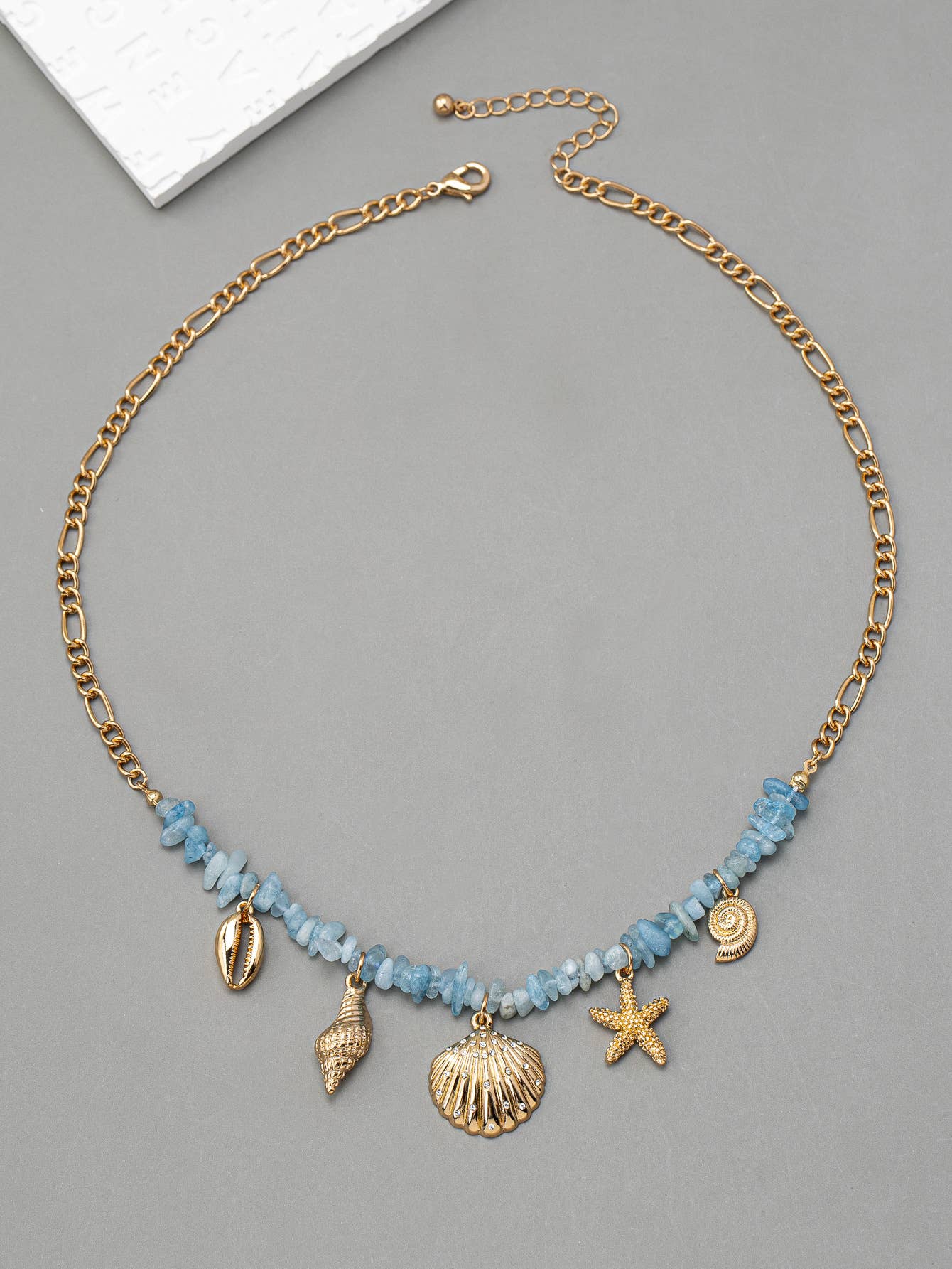 Last True Angel - Vendita all'ingrosso Collana con ciondolo/pendaglio - Collana con pendente Blue Stone & Beach Charm in oro0