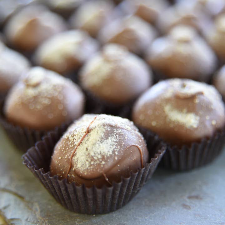 Olive Rose Chocolates 8 Piece Assorted Truffles for wholesale by Olive Rose Chocolates