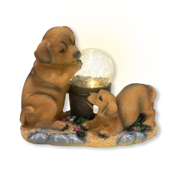 Accent Collection – wholesale Utomhusdekor – Brun Polyresin Solar Garden hundstaty med 2 lekfulla