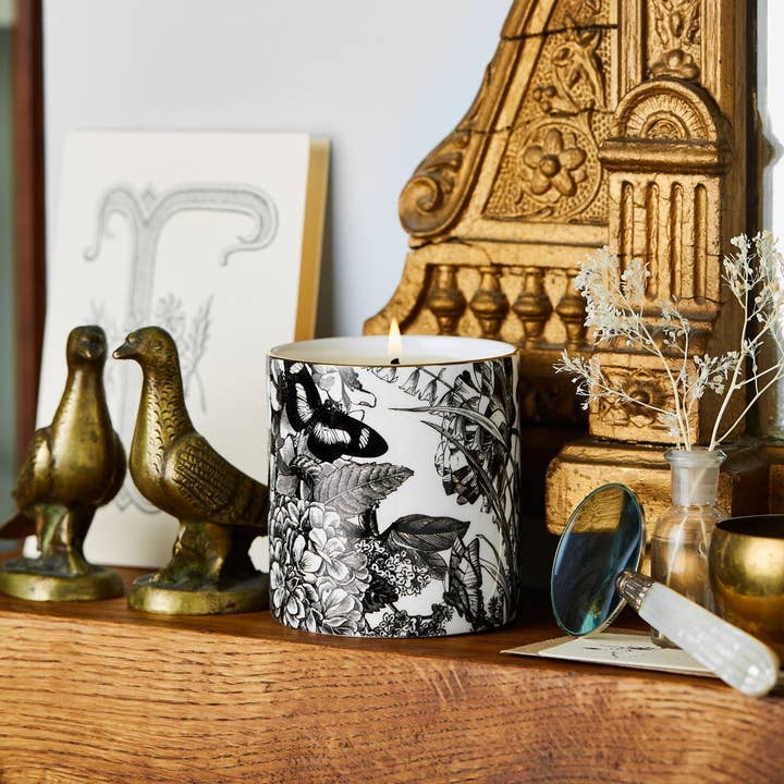 Chase and Wonder - Wholesale Jar/Filled Candle - The Country Garden Ceramic Candle