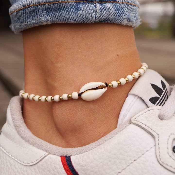 Made By Nami - Wholesale Anklet - Goa "White Shell" Anklet