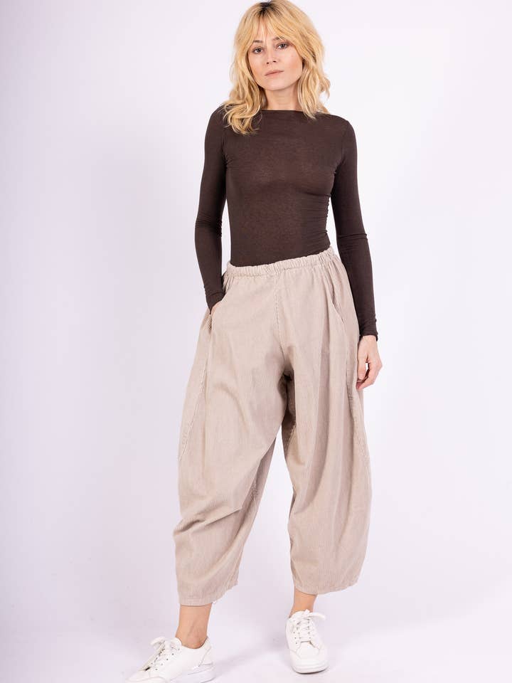 L'Emotion – wholesale Pants – Women's – Balloon Pants Elastic Waist Corduroy 100% Cotton1